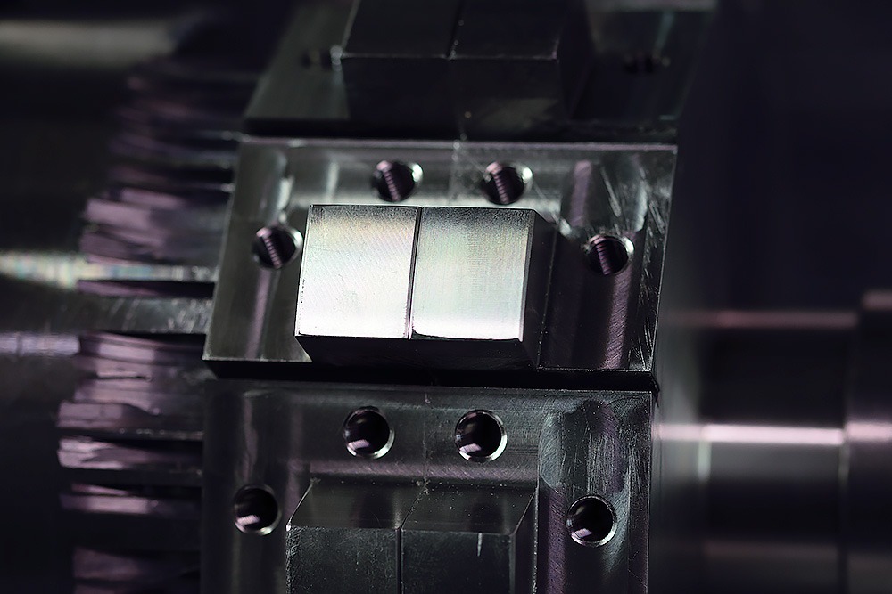 Spaantec Bohnenschnitter - Komponente der in einem CNC-Fräser befästigt wird - Foto 3